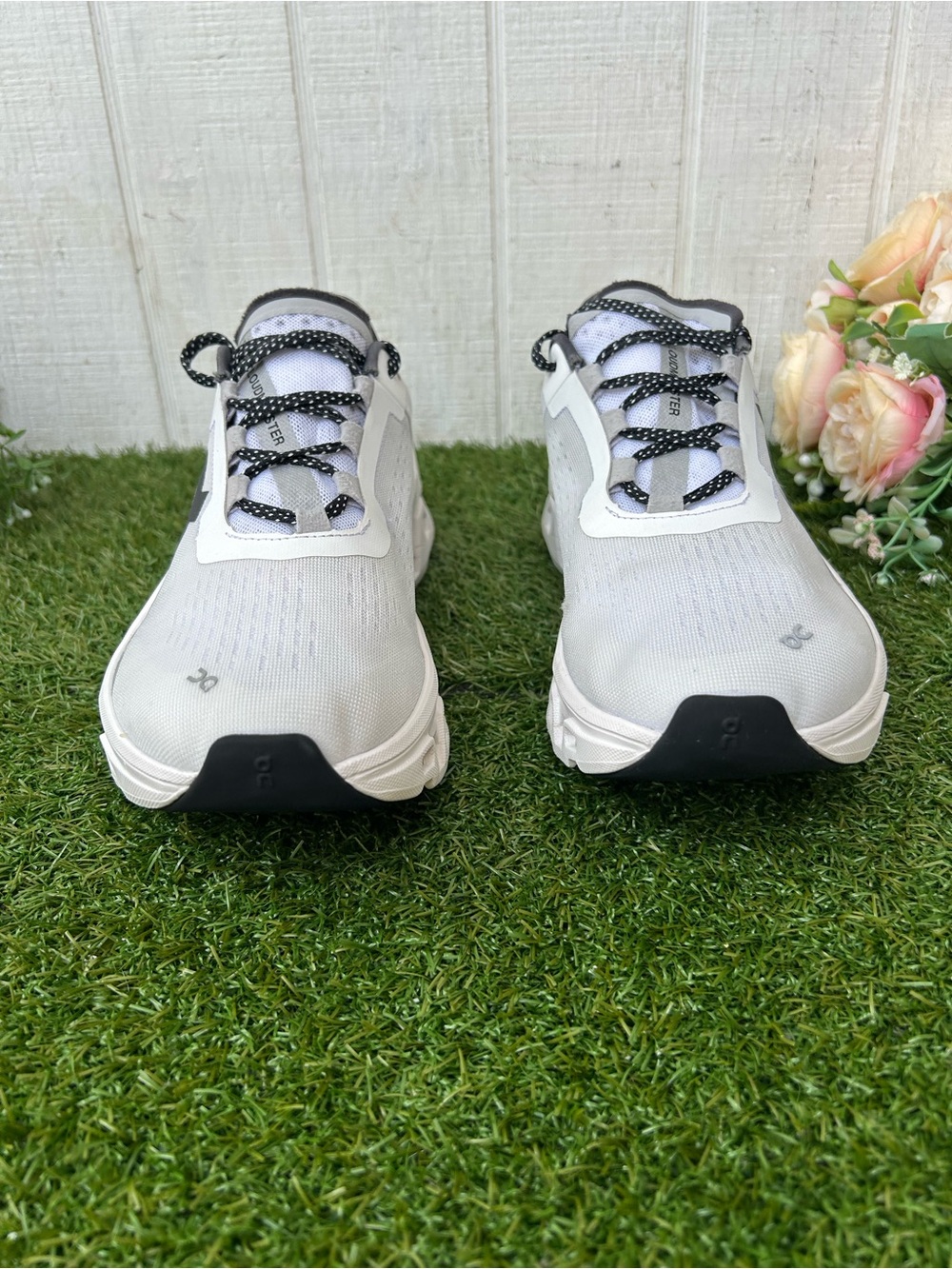 ON Cloud-monster all white womens size 10.5 pre owned and authentic - Picture 11 of 16